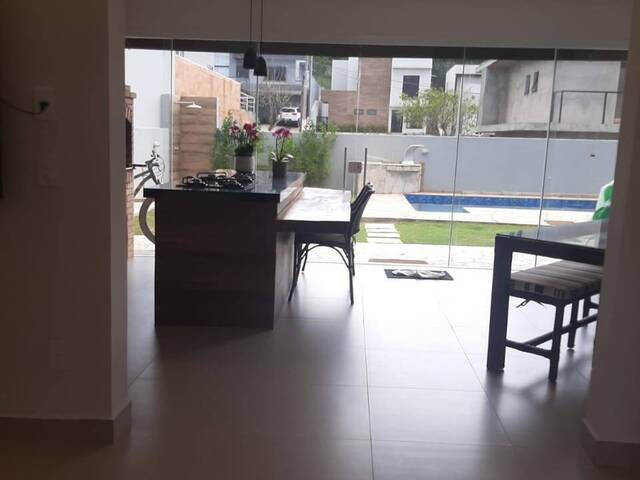 Casa para Venda em Atibaia - 5