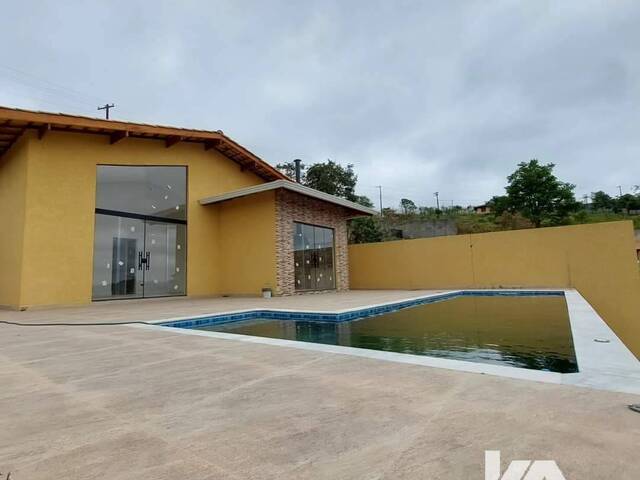 #96 - Casa para Venda em Atibaia - SP