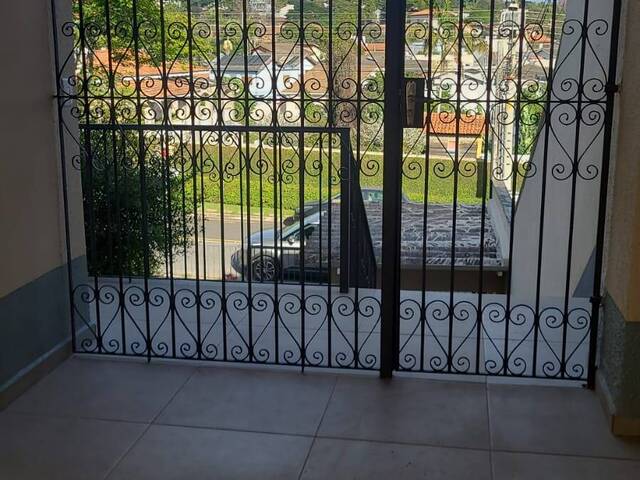 #115-25 - Casa para Locação em Atibaia - SP - 3