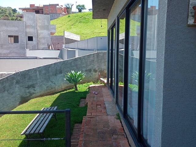 #CA133-COND - Casa para Venda em Atibaia - SP