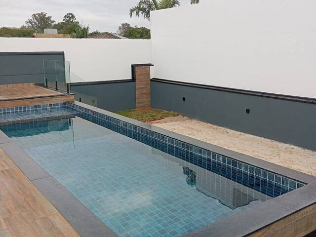 Casa para Venda em Atibaia - 4