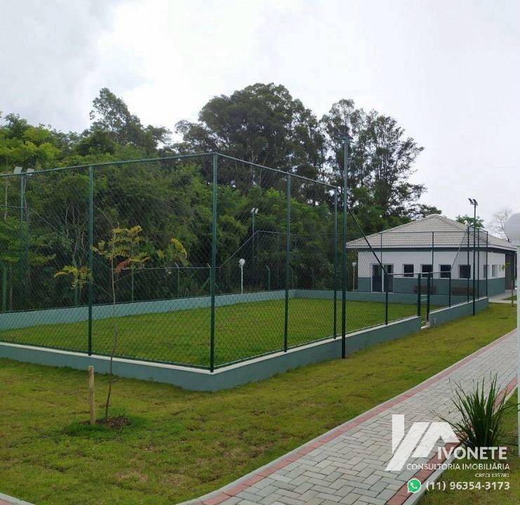 LINDA CASA TÉRREA 2 DORMITÓRIOS EM CONDOMINIO FECHADO MORUMBI