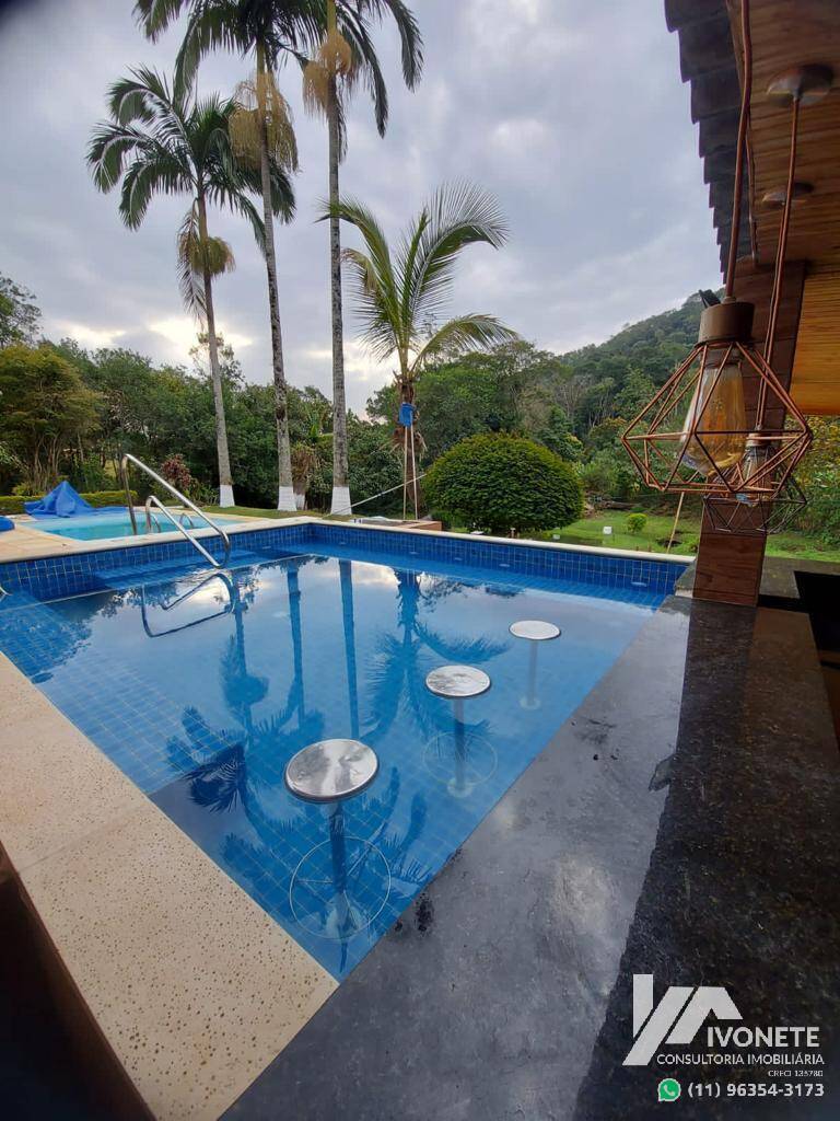 LINDA CHÁCARA 3200m2, COM LAGO, PISCINA E SPA, NAZARÉ PAULISTA-SP