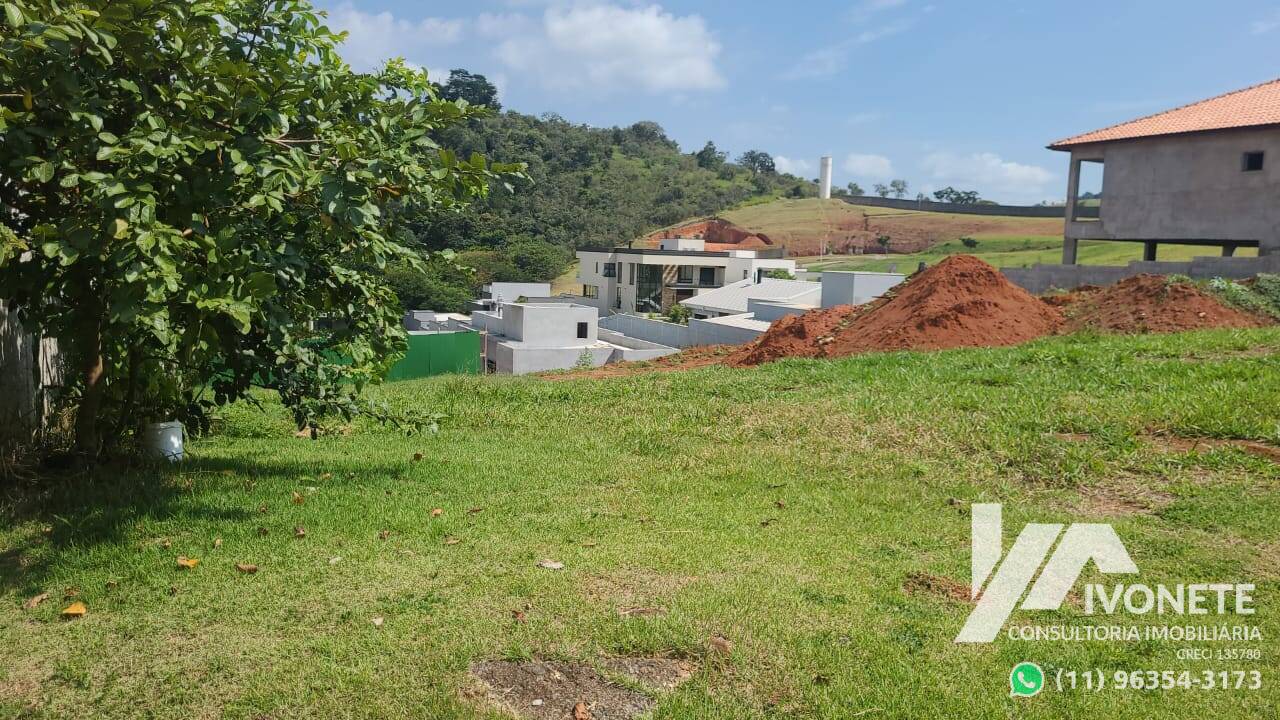 LINDO TERRENO 600M2 PLANO, CONDOMINIO FECHADO