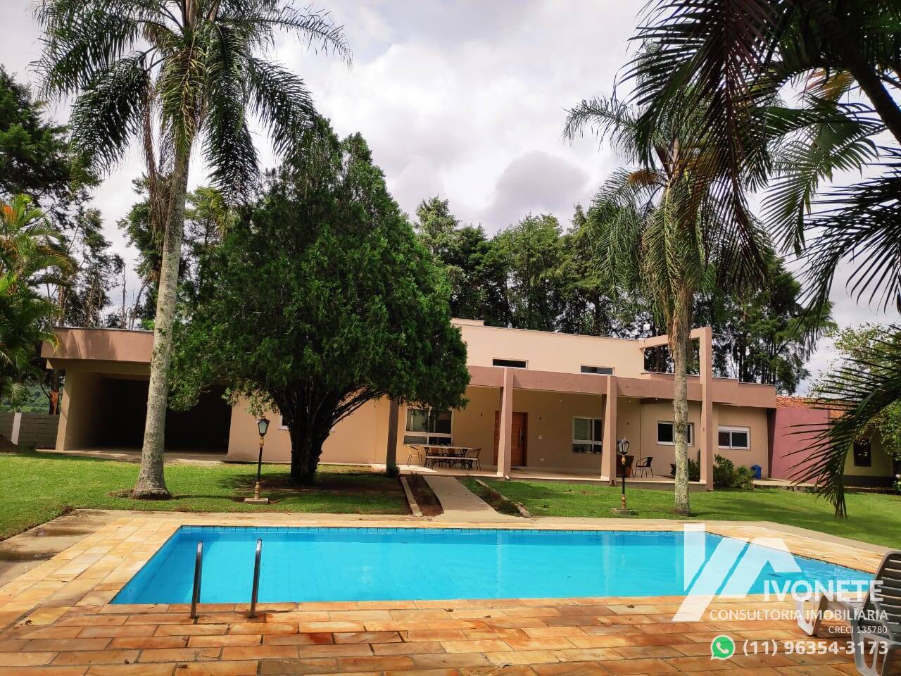 LINDA CHÁCARA 12.000 m2 3 DORMS. 1 SUITE, PISCINA, ÁREA GOURMET, ATIBAIA-SP
